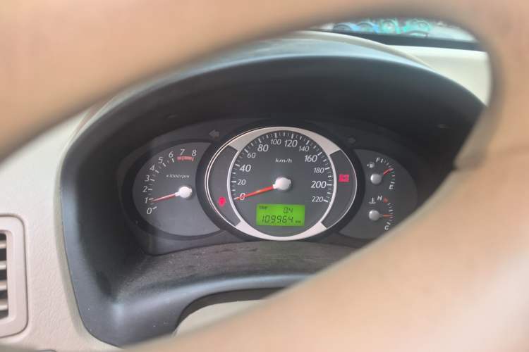 Used Hyundai Tucson 2013 2.0L Manual Two-Wheel Drive Fashion Edition Instrument Cluster