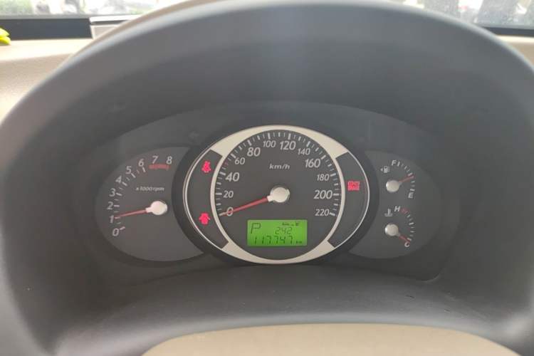 Used Hyundai Tucson 2013 2.0L Automatic Two-Wheel Drive Comfort Version Instrument Cluster