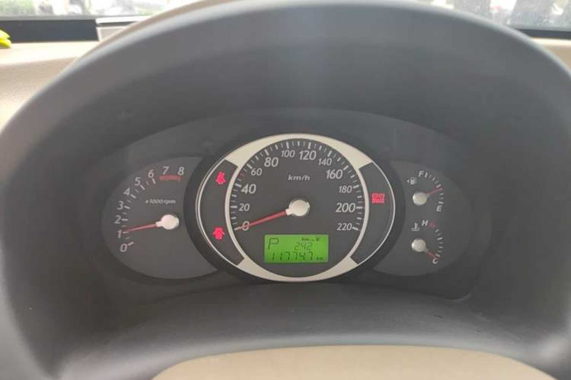 Used Hyundai Tucson 2013 2.0L Automatic Two-Wheel Drive Comfort Version Instrument Cluster