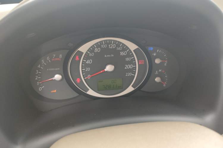 Used Hyundai Tucson 2013 2.0L Manual Two-Wheel Drive Fashion Edition Instrument Cluster