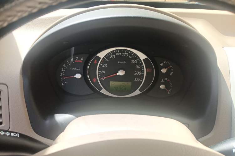 Used Hyundai Tucson 2013 2.0L Automatic Two-Wheel Drive Comfort Version Instrument Cluster