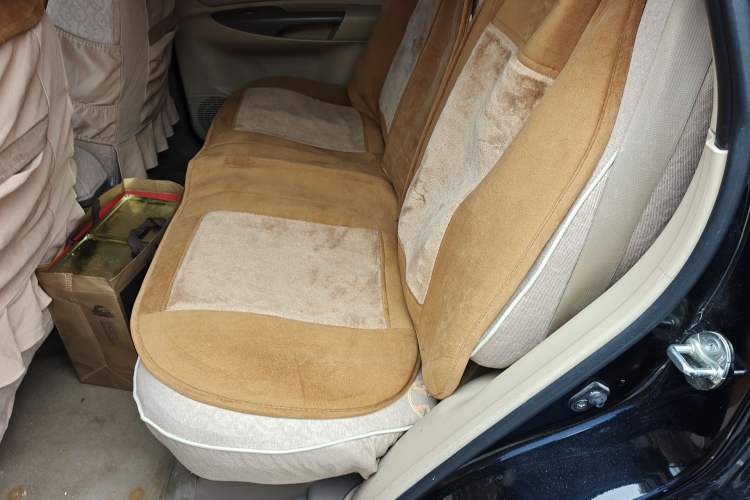 Used Hyundai Tucson 2013 2.0L Manual Two-Wheel Drive Fashion Edition Left Rear Seat