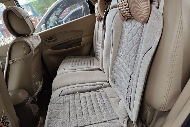 Used Hyundai Tucson 2013 2.0L Manual Two-Wheel Drive Fashion Edition Left Rear Seat