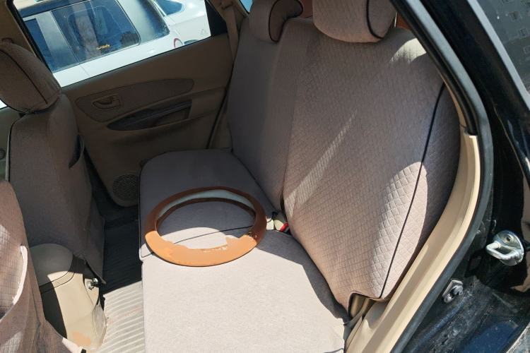 Used Hyundai Tucson 2013 2.0L Manual Two-Wheel Drive Fashion Edition Left Rear Seat