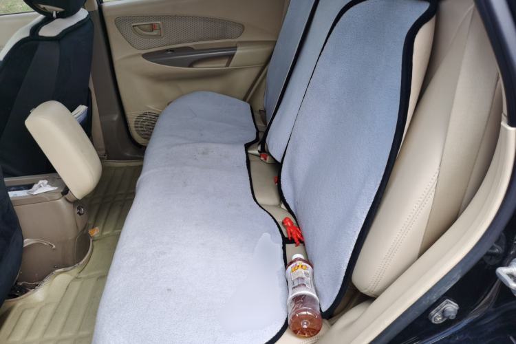 Used Hyundai Tucson 2013 2.0L Manual Two-Wheel Drive Fashion Edition Left Rear Seat