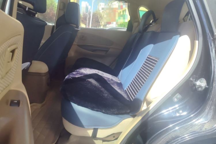 Used Hyundai Tucson 2013 2.0L Manual Two-Wheel Drive Fashion Edition Left Rear Seat