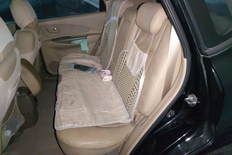Used Hyundai Tucson 2013 2.0L Manual Two-Wheel Drive Fashion Edition Left Rear Seat