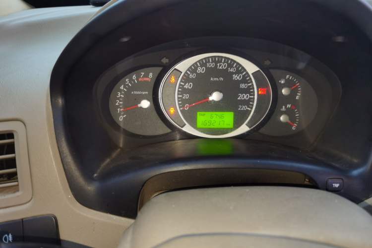 Used Hyundai Tucson 2013 2.0L Manual Two-Wheel Drive Fashion Edition Odometer Close Up