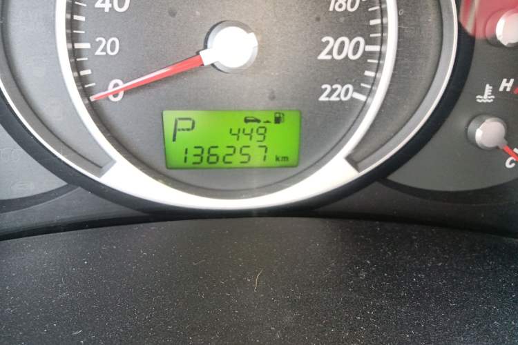 Used Hyundai Tucson 2013 2.0L Automatic Two-Wheel Drive Comfort Version Odometer Close Up