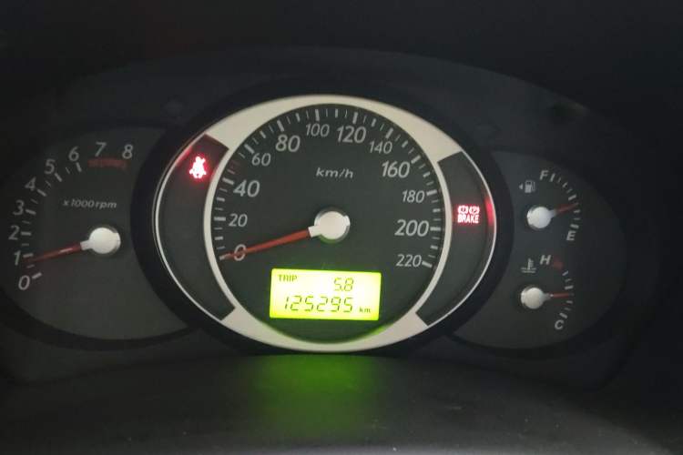 Used Hyundai Tucson 2013 2.0L Manual Two-Wheel Drive Fashion Edition Odometer Close Up