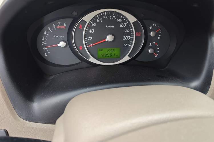 Used Hyundai Tucson 2013 2.0L Manual Two-Wheel Drive Fashion Edition Odometer Close Up