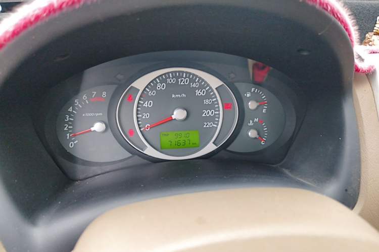 Used Hyundai Tucson 2013 2.0L Manual Two-Wheel Drive Fashion Edition Odometer Close Up