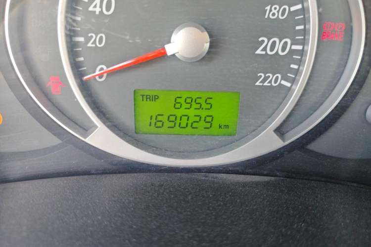 Used Hyundai Tucson 2013 2.0L Manual Two-Wheel Drive Fashion Edition Odometer Close Up