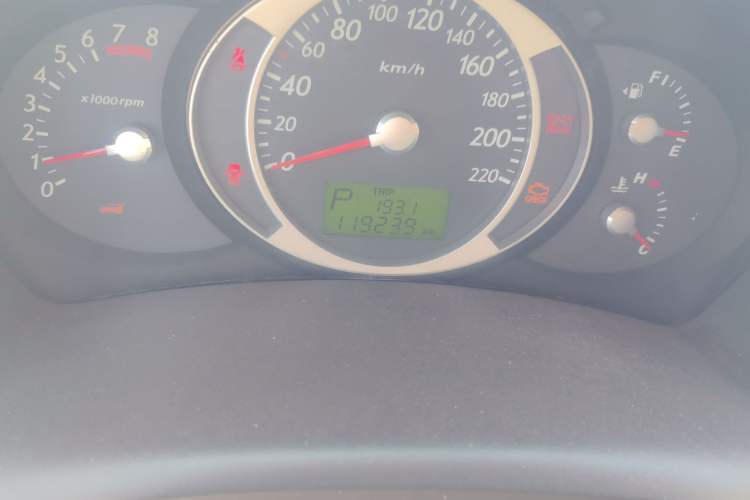 Used Hyundai Tucson 2013 2.0L Automatic Two-Wheel Drive Comfort Version Odometer Close Up