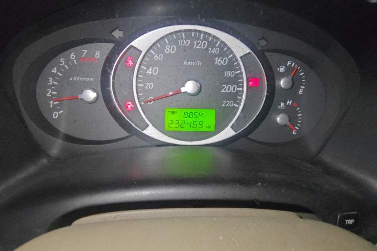 Used Hyundai Tucson 2013 2.0L Manual Two-Wheel Drive Fashion Edition Odometer Close Up