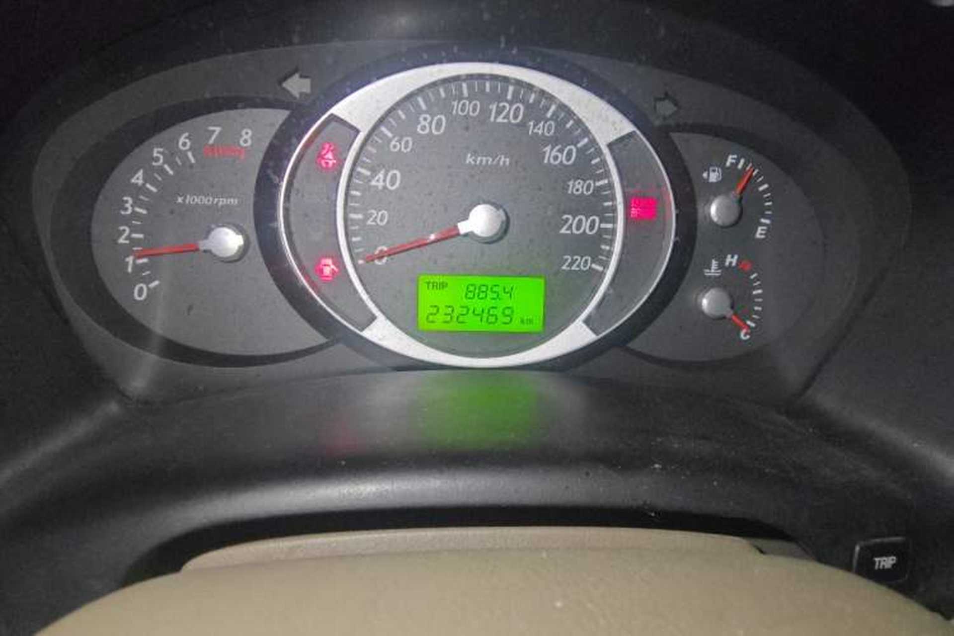 Used Hyundai Tucson 2013 2.0L Manual Two-Wheel Drive Fashion Edition Odometer Close Up