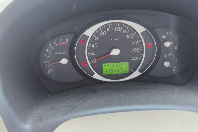 Used Hyundai Tucson 2013 2.0L Manual Two-Wheel Drive Fashion Edition Odometer Close Up