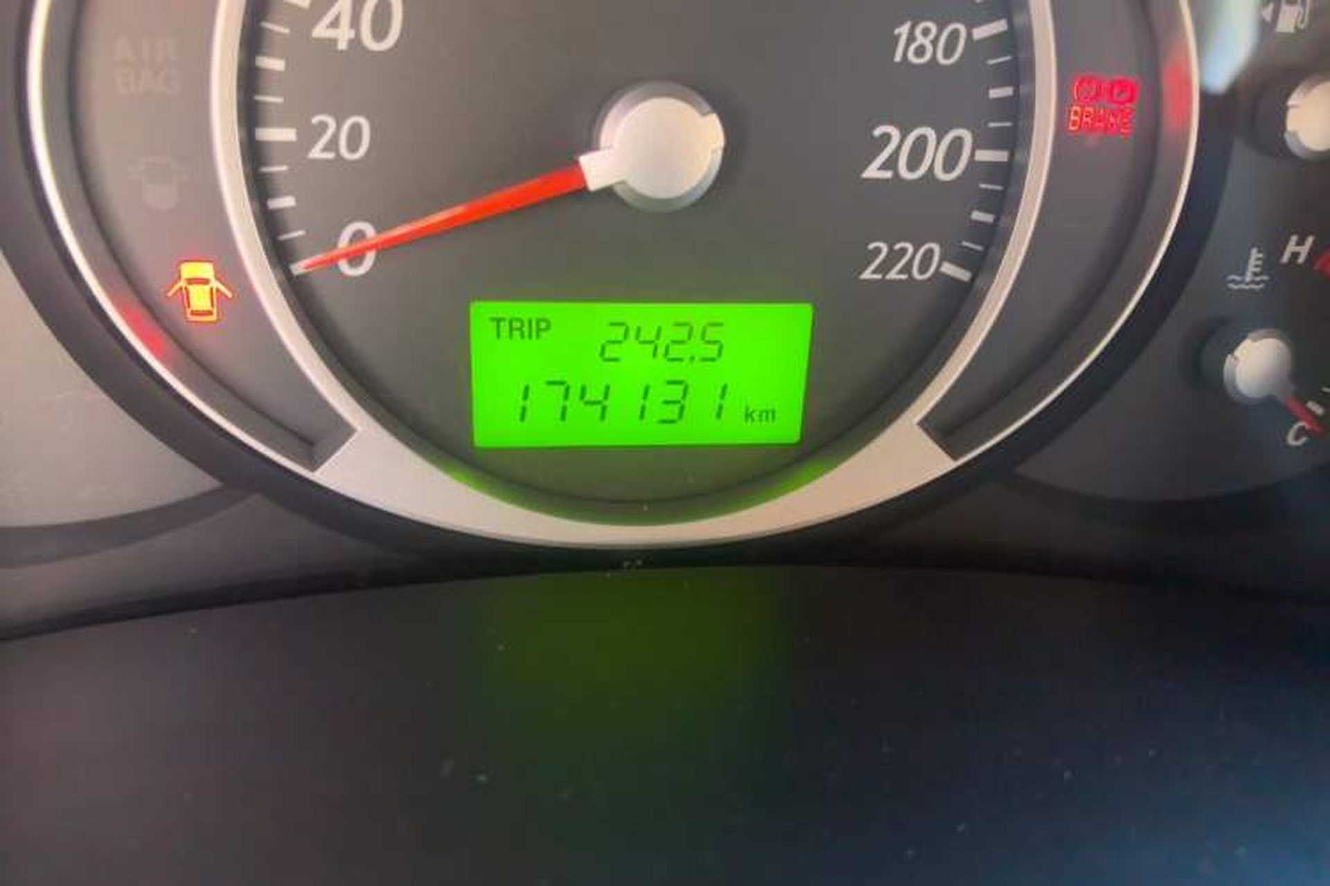 Used Hyundai Tucson 2013 2.0L Manual Two-Wheel Drive Fashion Edition Odometer Close Up