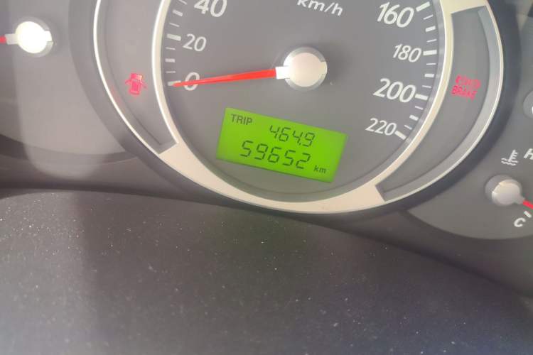 Used Hyundai Tucson 2013 2.0L Manual Two-Wheel Drive Fashion Edition Odometer Close Up
