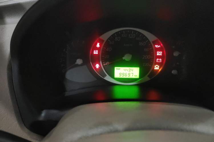 Used Hyundai Tucson 2013 2.0L Manual Two-Wheel Drive Fashion Edition Odometer Close Up