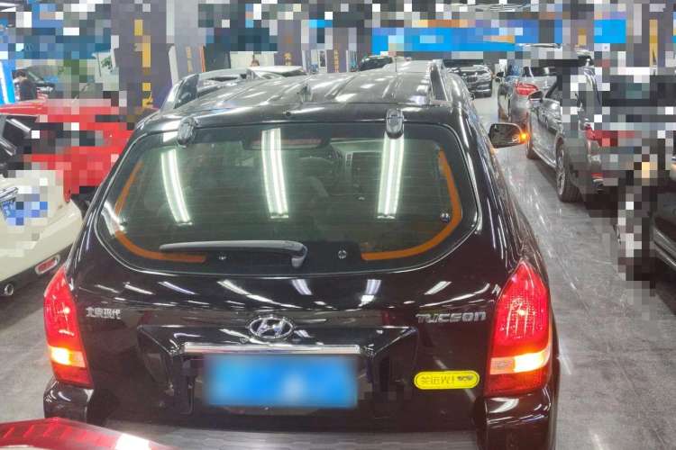 Used Hyundai Tucson 2013 2.0L Manual Two-Wheel Drive Fashion Edition Rear