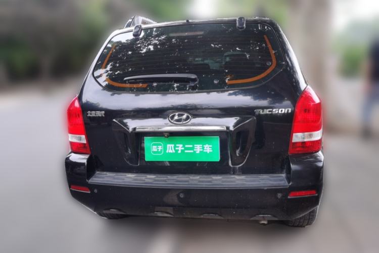 Used Hyundai Tucson 2013 2.0L Automatic Two-Wheel Drive Comfort Version Rear