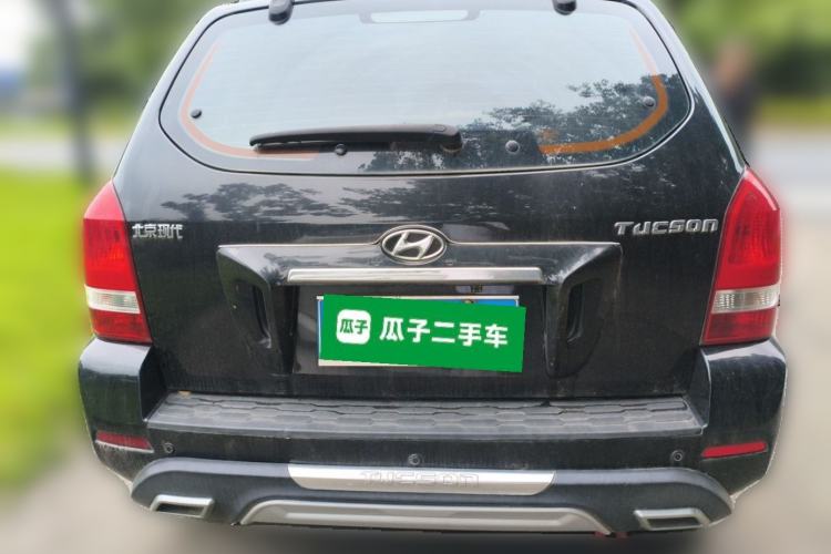 Used Hyundai Tucson 2013 2.0L Manual Two-Wheel Drive Fashion Edition Rear