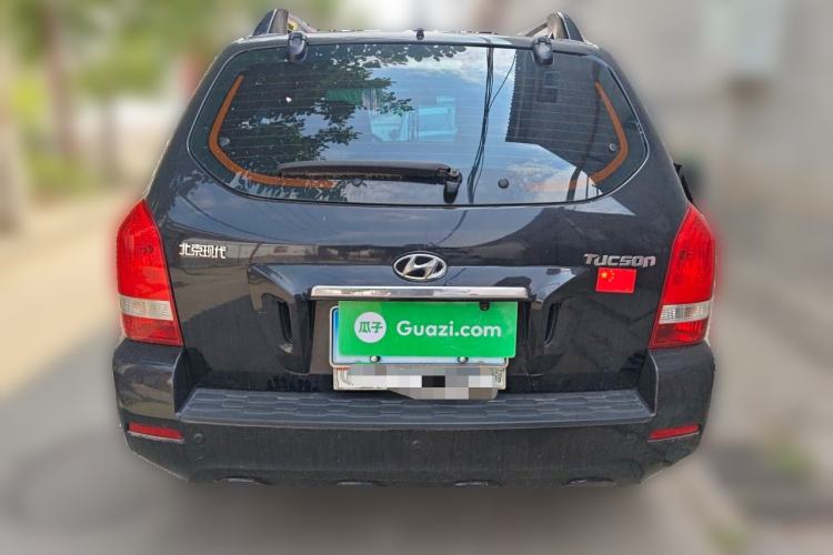 Used Hyundai Tucson 2013 2.0L Manual Two-Wheel Drive Fashion Edition Rear