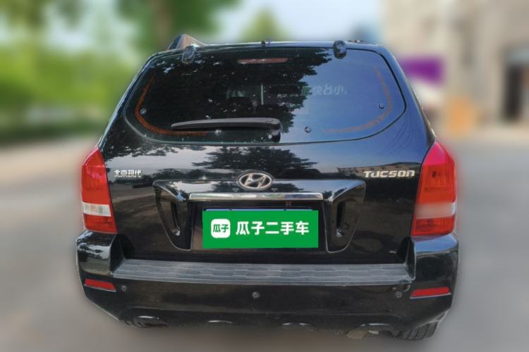 Used Hyundai Tucson 2013 2.0L Automatic Two-Wheel Drive Comfort Version Rear