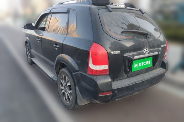 Used Hyundai Tucson 2013 2.0L Automatic Two-Wheel Drive Comfort Version Rear Left 45 Deg