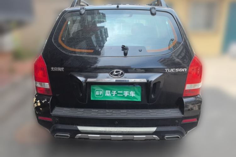 Used Hyundai Tucson 2013 2.0L Manual Two-Wheel Drive Fashion Edition Rear