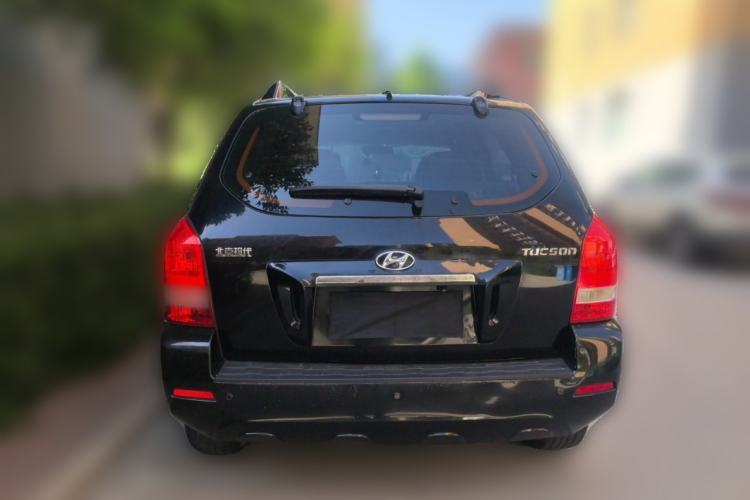 Used Hyundai Tucson 2013 2.0L Manual Two-Wheel Drive Fashion Edition Rear