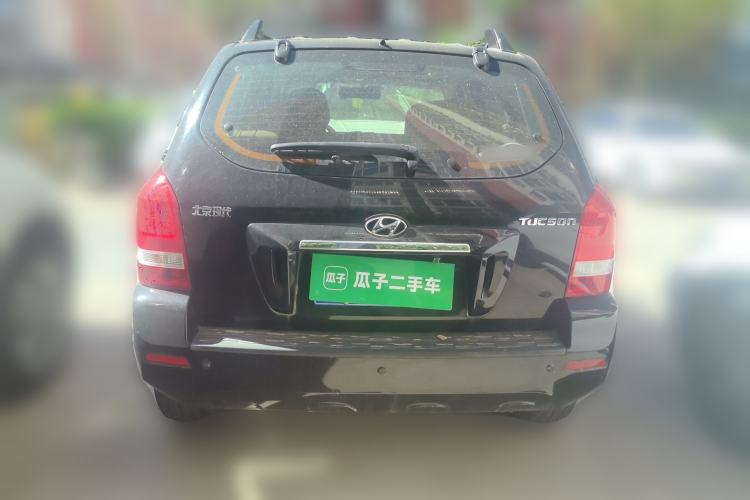 Used Hyundai Tucson 2013 2.0L Manual Two-Wheel Drive Fashion Edition Rear