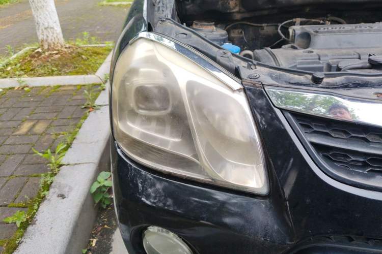 Used Hyundai Tucson 2013 2.0L Manual Two-Wheel Drive Fashion Edition Right Front Headlight