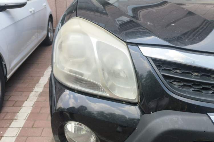 Used Hyundai Tucson 2013 2.0L Manual Two-Wheel Drive Fashion Edition Right Front Headlight