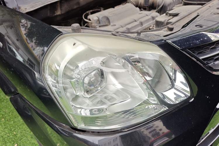 Used Hyundai Tucson 2013 2.0L Manual Two-Wheel Drive Fashion Edition Right Front Headlight