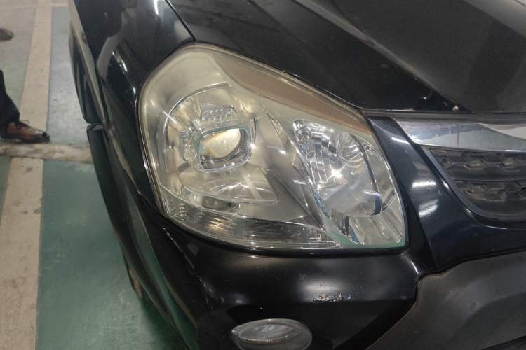 Used Hyundai Tucson 2013 2.0L Manual Two-Wheel Drive Fashion Edition Right Front Headlight