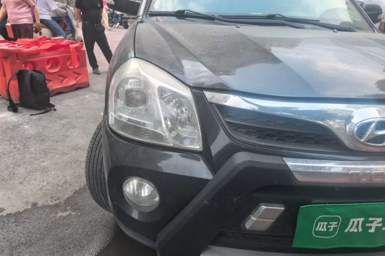 Used Hyundai Tucson 2013 2.0L Manual Two-Wheel Drive Fashion Edition Right Front Headlight
