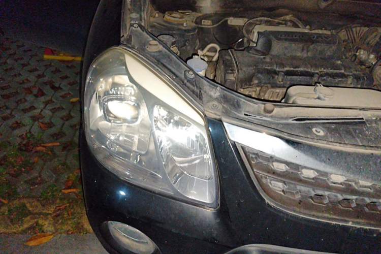Used Hyundai Tucson 2013 2.0L Manual Two-Wheel Drive Fashion Edition Right Front Headlight