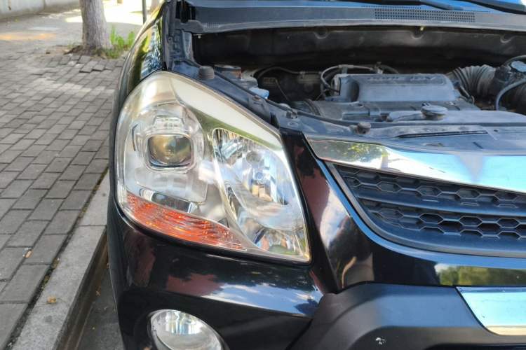 Used Hyundai Tucson 2013 2.0L Manual Two-Wheel Drive Fashion Edition Right Front Headlight