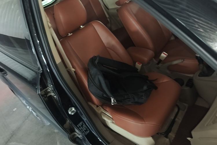 Used Hyundai Tucson 2013 2.0L Manual Two-Wheel Drive Fashion Edition Right Front Seat