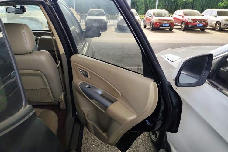 Used Hyundai Tucson 2013 2.0L Automatic Two-Wheel Drive Comfort Version Right Rear Door Interior