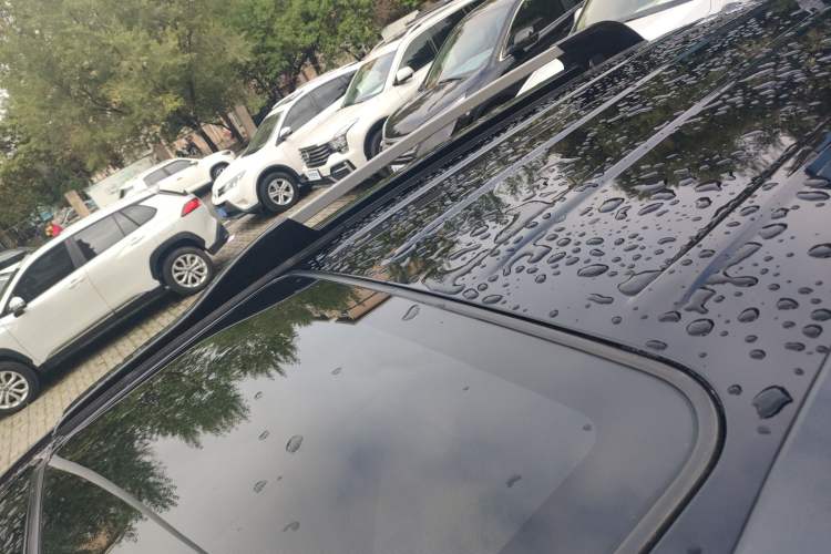 Used Hyundai Tucson 2013 2.0L Manual Two-Wheel Drive Fashion Edition Roof