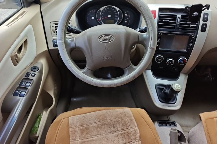 Used Hyundai Tucson 2013 2.0L Manual Two-Wheel Drive Fashion Edition Steering Wheel