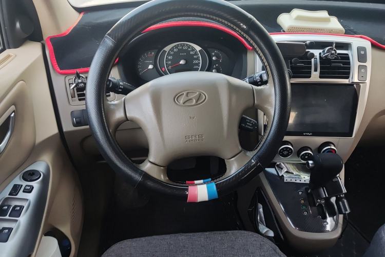 Used Hyundai Tucson 2013 2.0L Automatic Two-Wheel Drive Comfort Version Steering Wheel