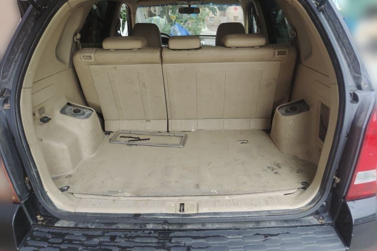Used Hyundai Tucson 2013 2.0L Automatic Two-Wheel Drive Comfort Version Trunk