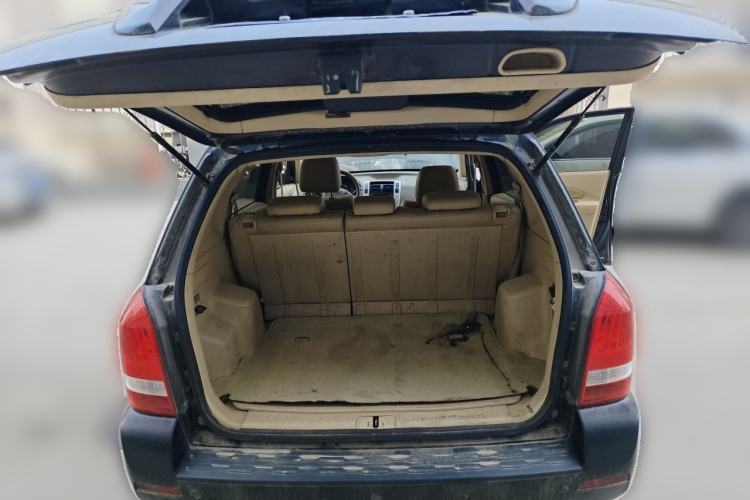 Used Hyundai Tucson 2013 2.0L Automatic Two-Wheel Drive Comfort Version Trunk