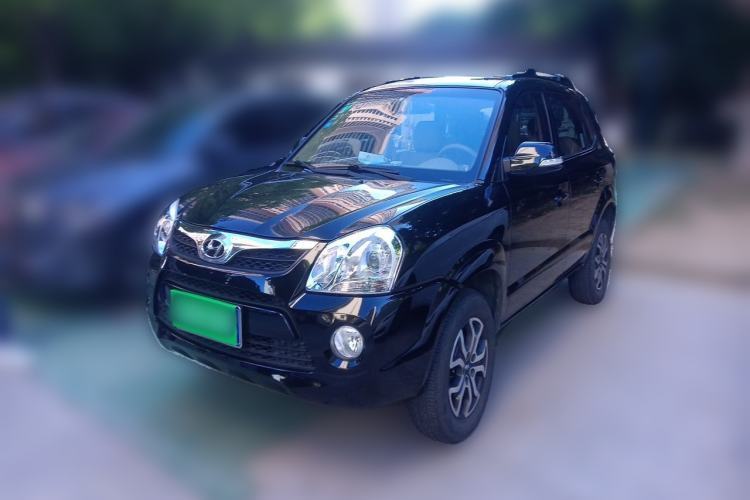Used Hyundai Tucson 2013 2.0L Manual Two-Wheel Drive Fashion Edition Guazi used car, China used car export, Used car for sale, Used  cars, Cheapest cars for sale