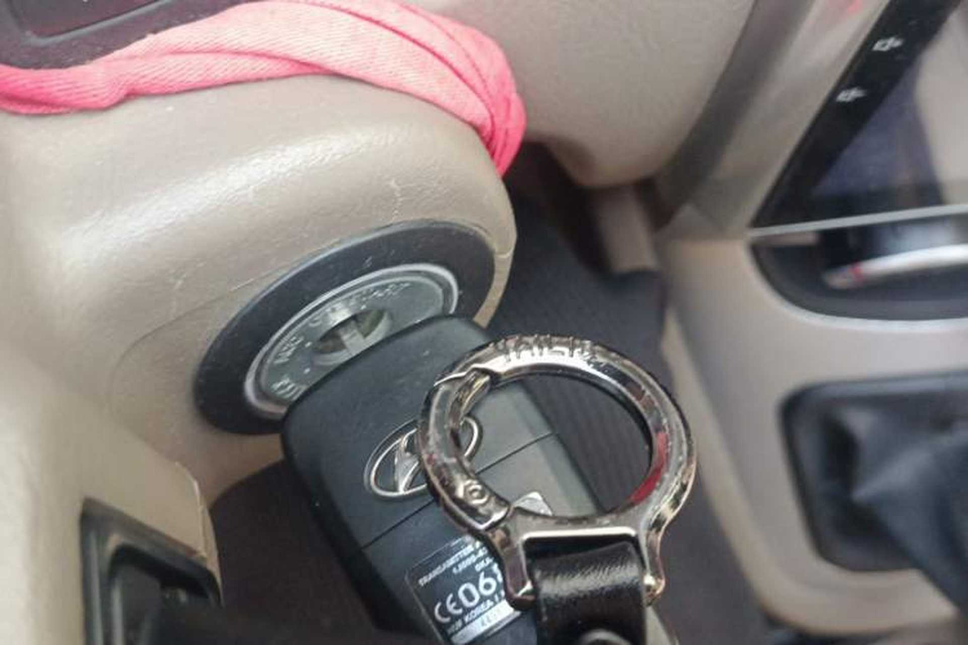 Used Hyundai Tucson 2013 2.0L Manual Two-Wheel Drive Fashion Edition Vehicle Key