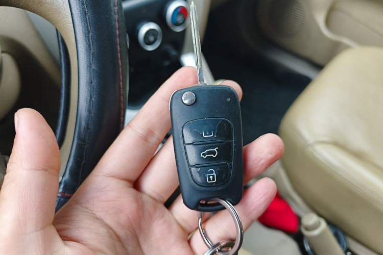 Used Hyundai Tucson 2013 2.0L Manual Two-Wheel Drive Fashion Edition Vehicle Key